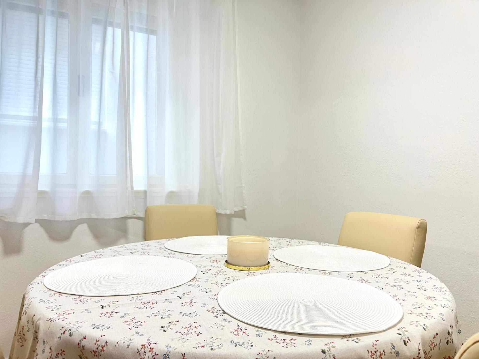 Apartman Lucijan Kaštela Eksteriør billede