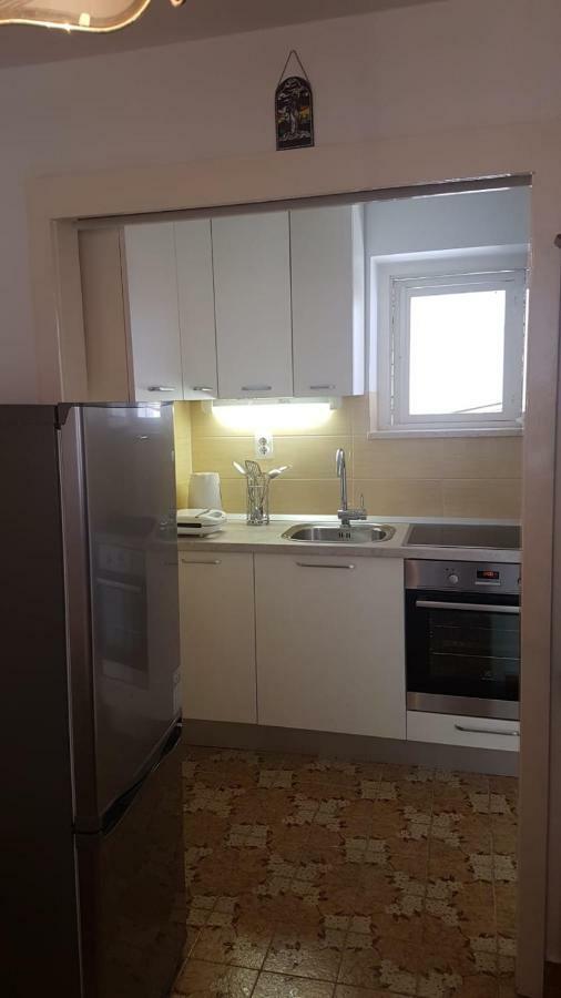 Apartman Lucijan Kaštela Eksteriør billede